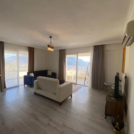 Splendid With Shared Pool In * 페티예